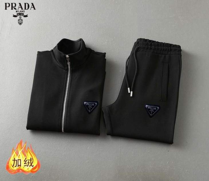 Picture of Prada Sweater Suits _SKUPradaM-4XLkdtn11142137